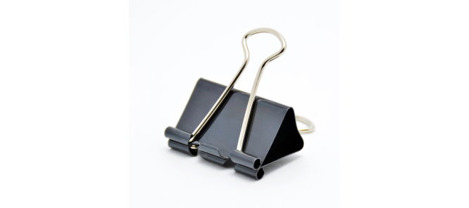 Norm bulldog clip