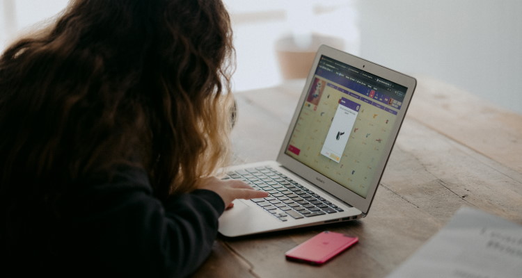 Young person using the laptop