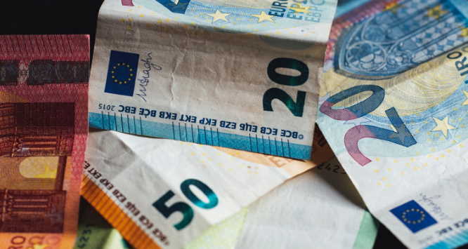 paper money euros